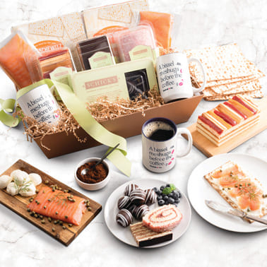 Lotta Lox & Matzah Brunch Basket Deluxe